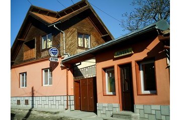 Rumanía Privát Zărneşti, Exterior